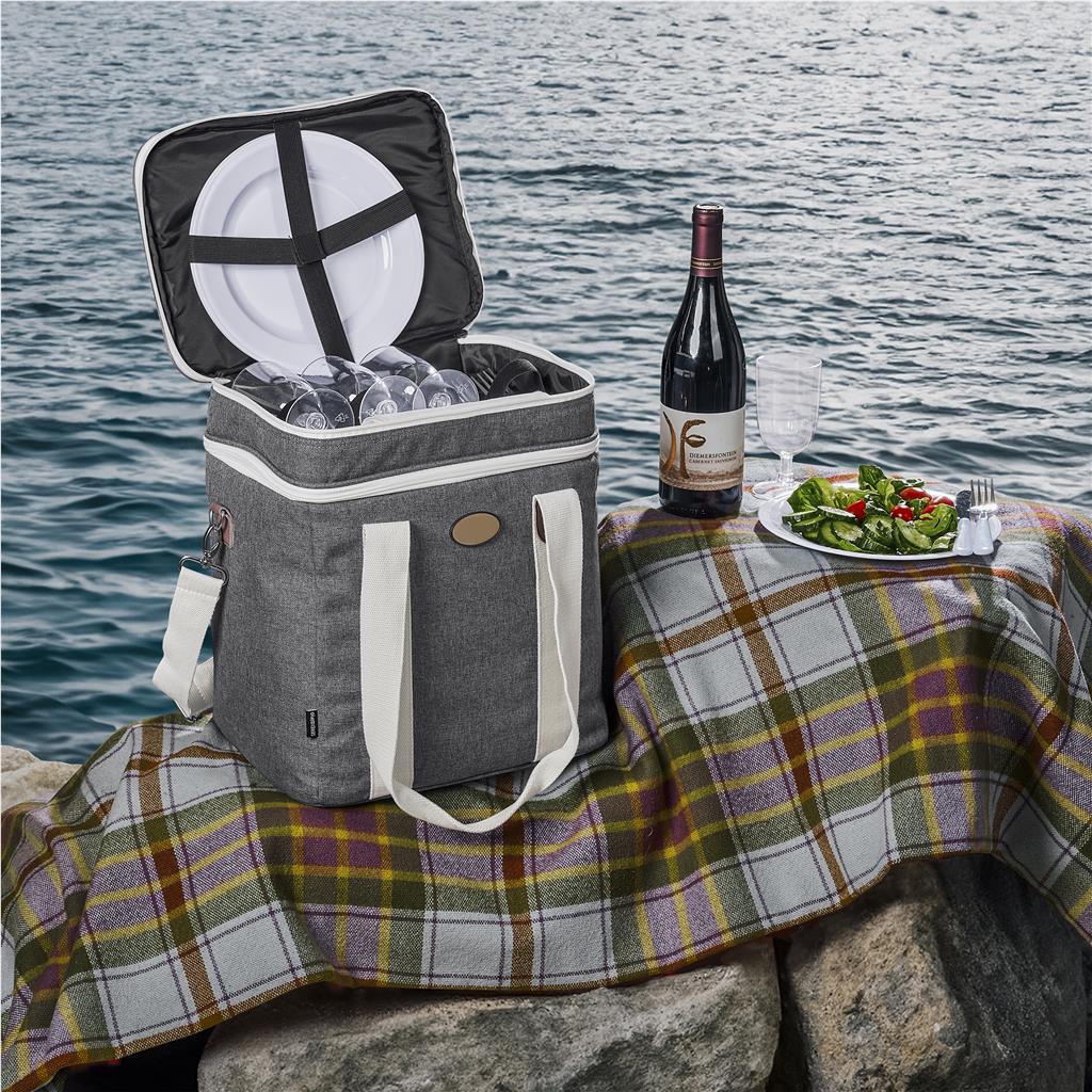 Brookfield 4-Person Picnic Cooler