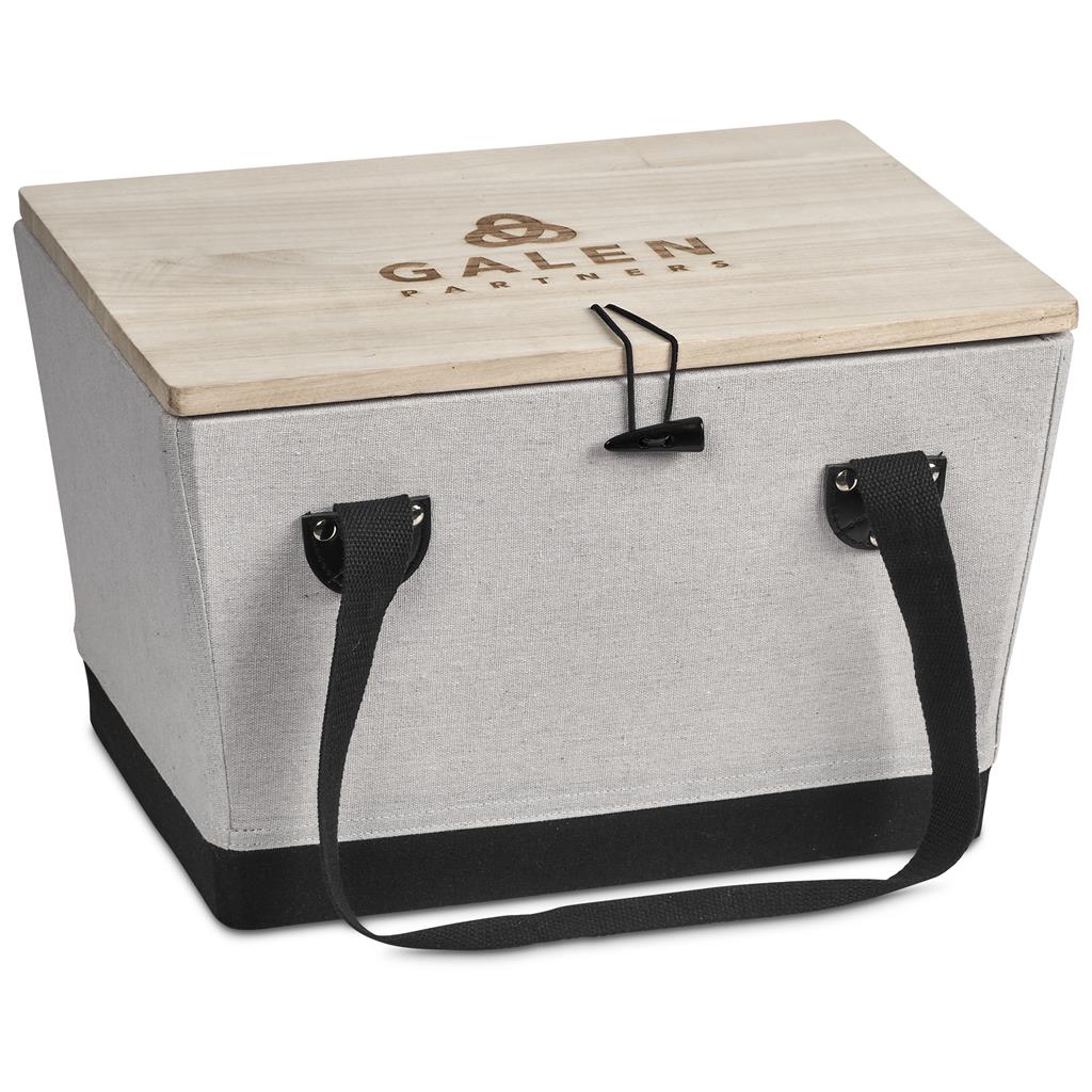 Willow 4-Person Picnic Basket