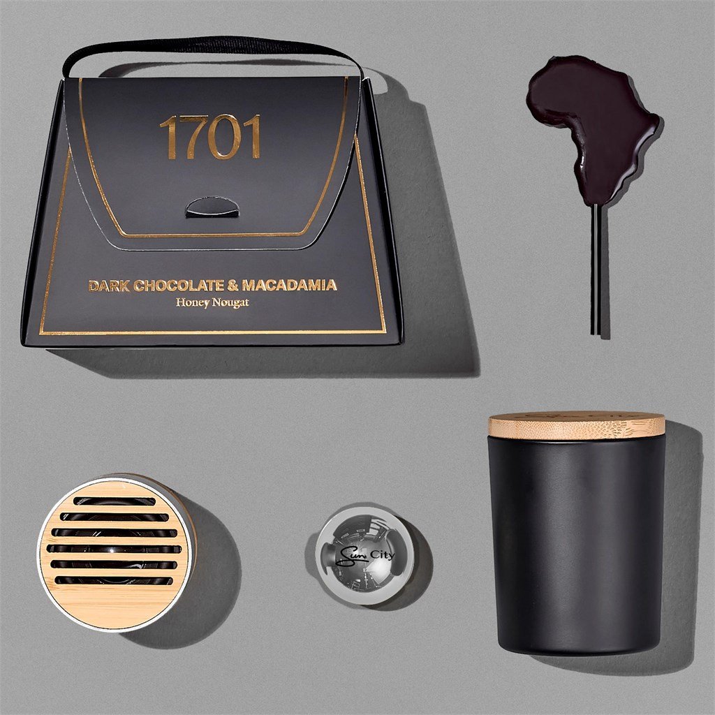 Basic Beauty Hamper - Ladies Hampers,Tech Hampers