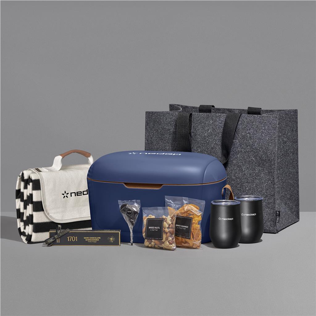 Outdoor Indulgence Hamper NAVY - Premium Hampers,Unisex Hampers,Outdoor Hampers
