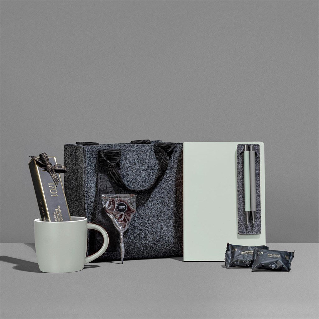 Vogue Vibes Hamper - Ladies Hampers